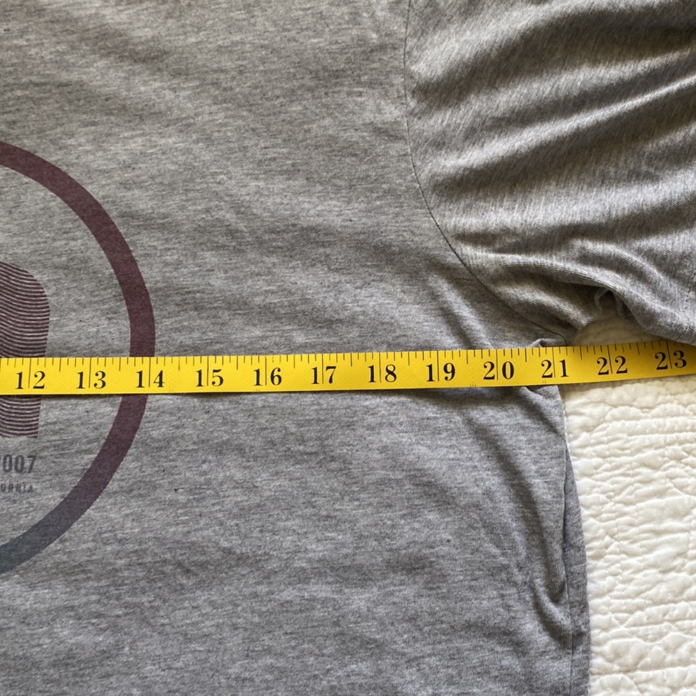🏌️‍♂️TRAVIS MATHEW Unisex Workout / Golf Shirt 🏃Large - Picture 5 of 6